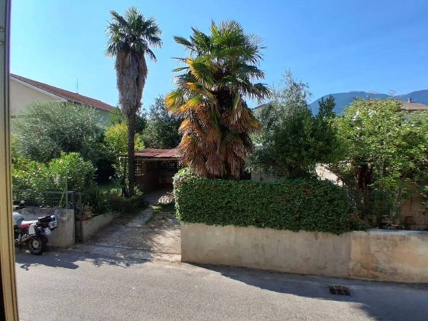 casa indipendente in vendita a Sulmona in zona Torrone