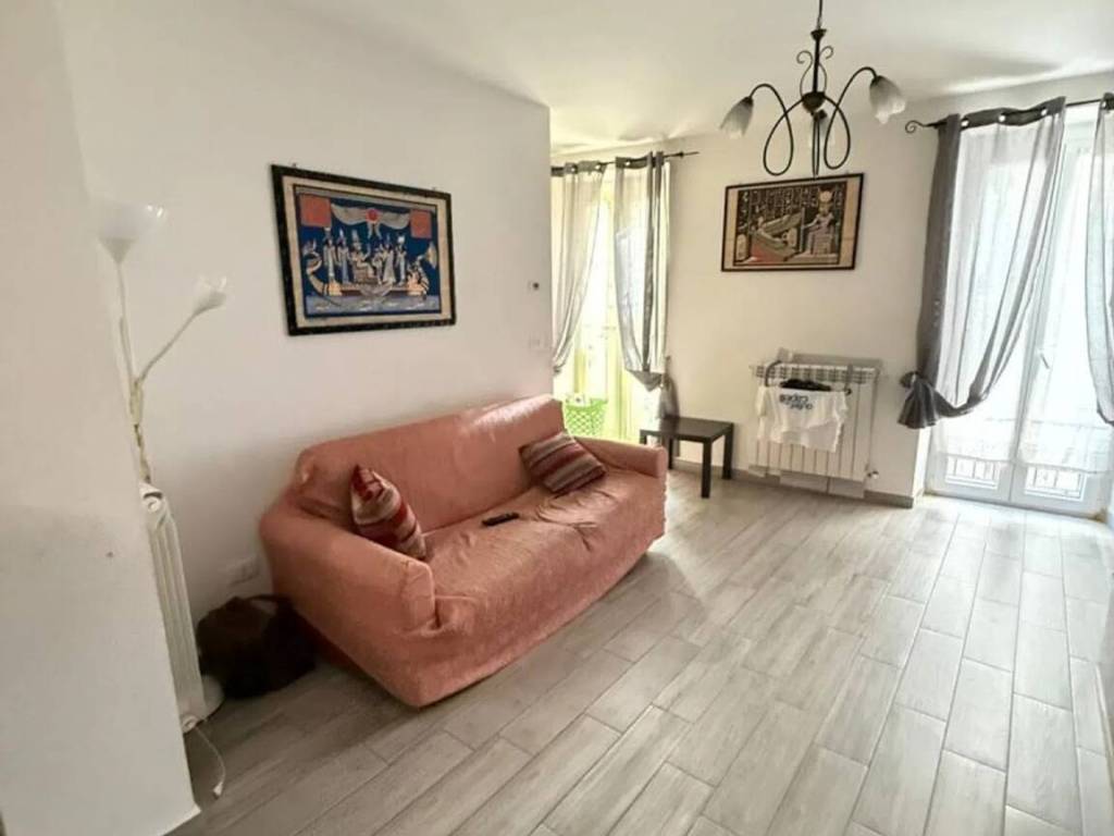 casa indipendente in vendita a Sulmona