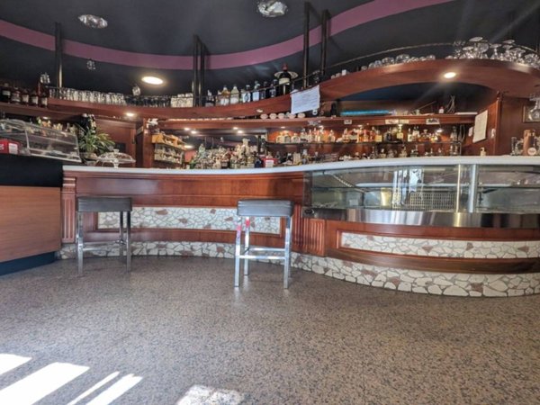 negozio in vendita a Sulmona