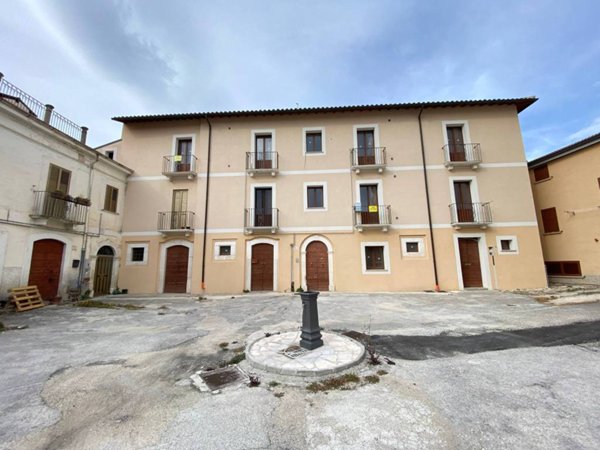 intera palazzina in vendita a Sulmona