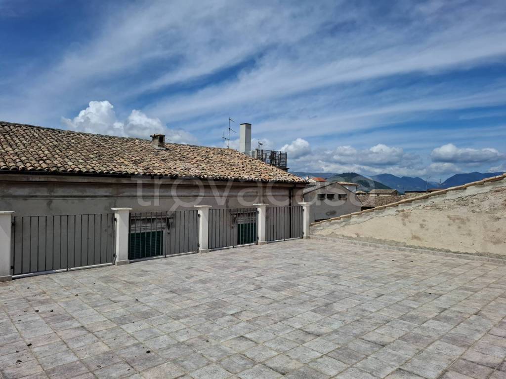 appartamento in vendita a Sulmona