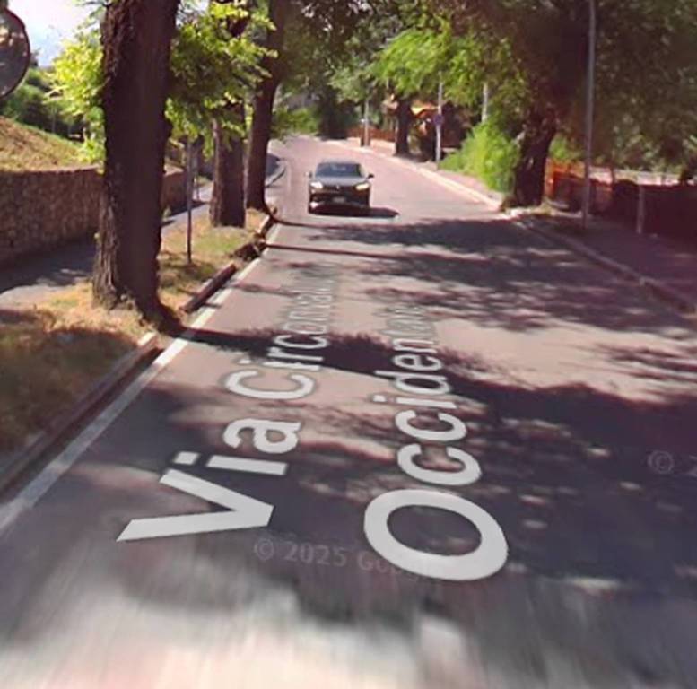 locale commerciale in vendita a Sulmona