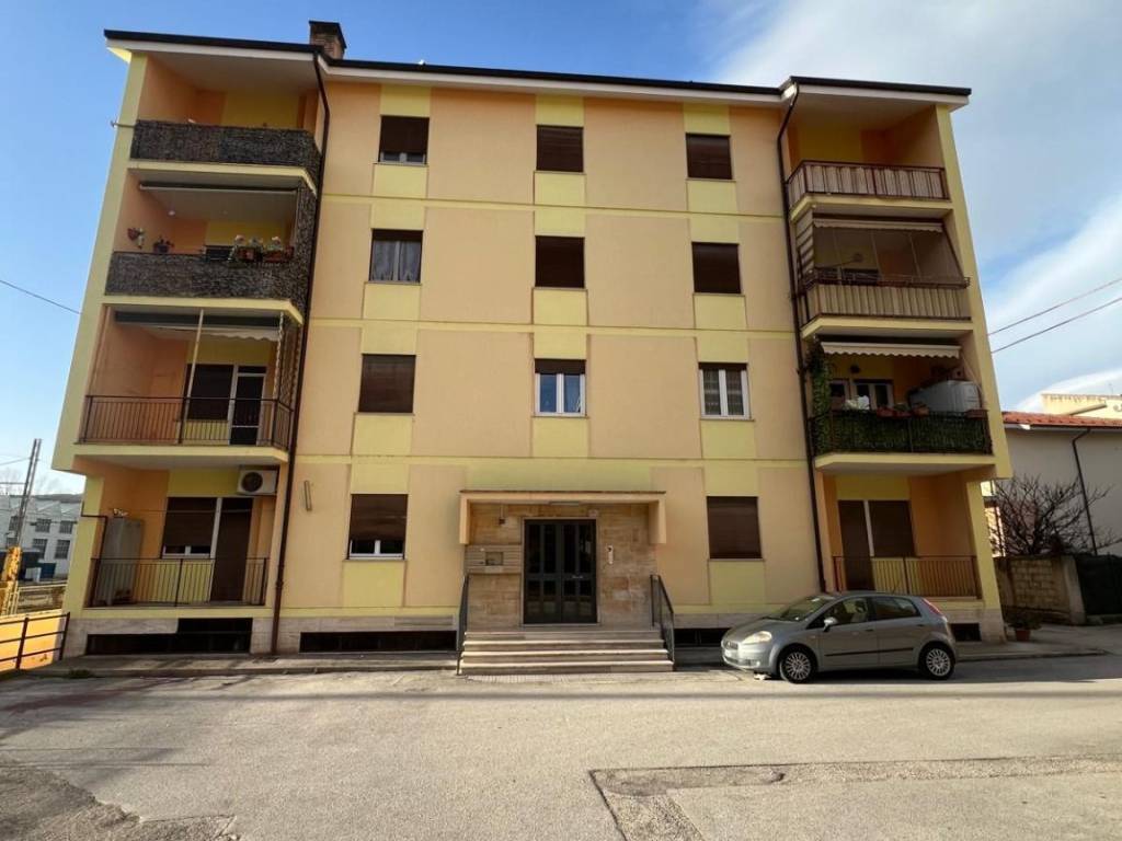 appartamento in vendita a Sulmona