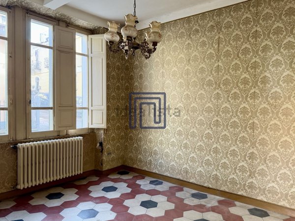 casa indipendente in vendita a Sulmona