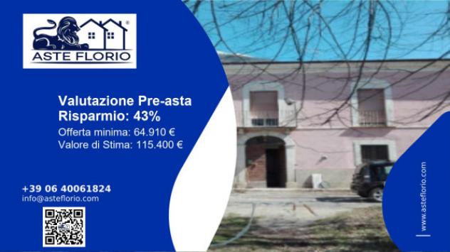 casa indipendente in vendita a Sulmona in zona Santa Lucia