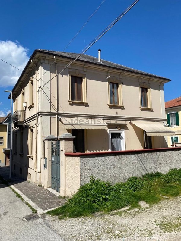 appartamento in vendita a Sulmona