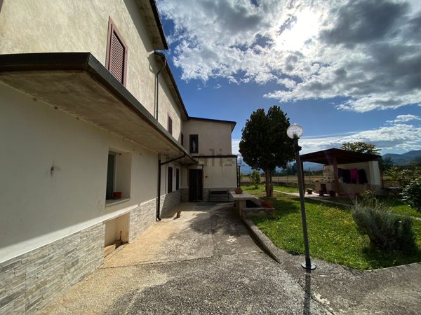 casa indipendente in vendita a Sulmona