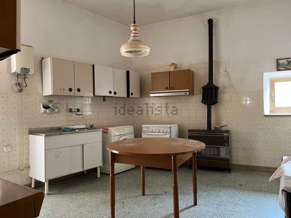 casa indipendente in vendita a Sulmona