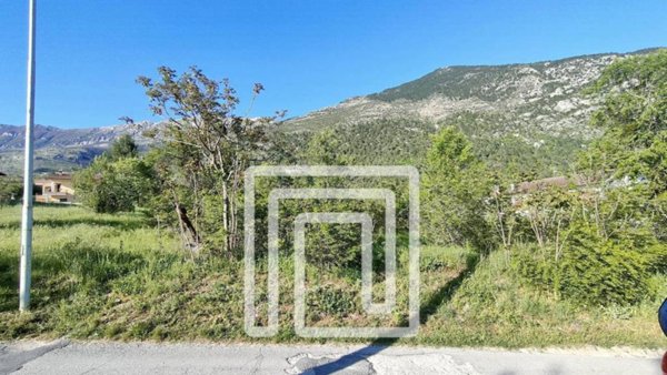 terreno agricolo in vendita a Sulmona in zona Badia/Bagnaturo