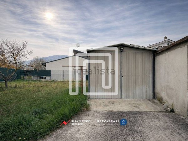 casa indipendente in vendita a Sulmona
