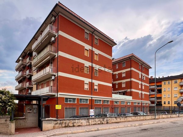 appartamento in vendita a Sulmona in zona Albanese