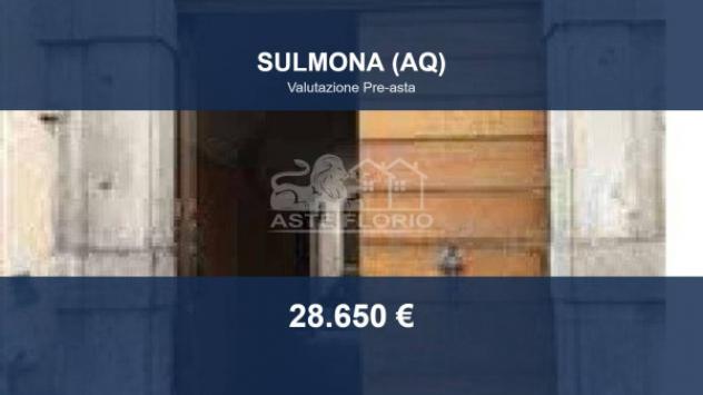 locale commerciale in vendita a Sulmona