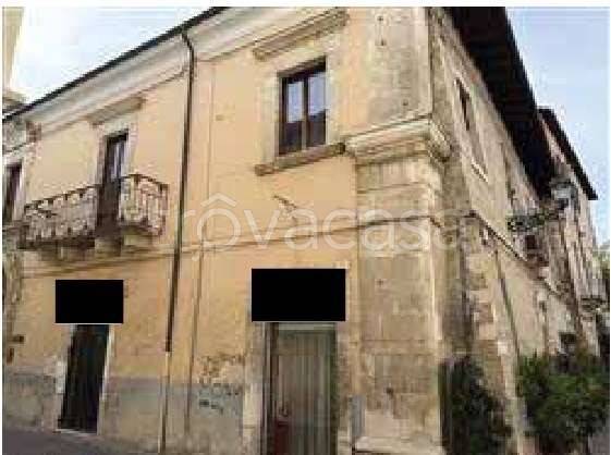 ufficio in vendita a Sulmona