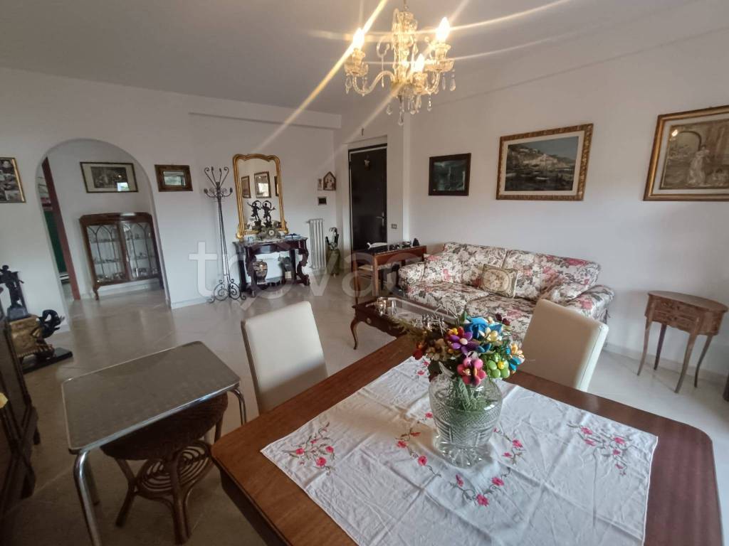 appartamento in vendita a Sulmona in zona Albanese