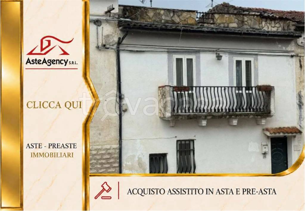 casa indipendente in vendita a Sulmona in zona Marane