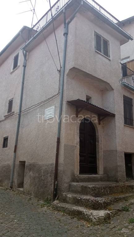casa indipendente in vendita a Tagliacozzo in zona Villa San Sebastiano