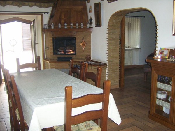 casa indipendente in vendita a Tagliacozzo