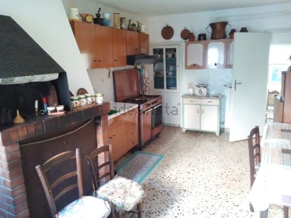 casa indipendente in vendita a Tagliacozzo in zona Poggetello