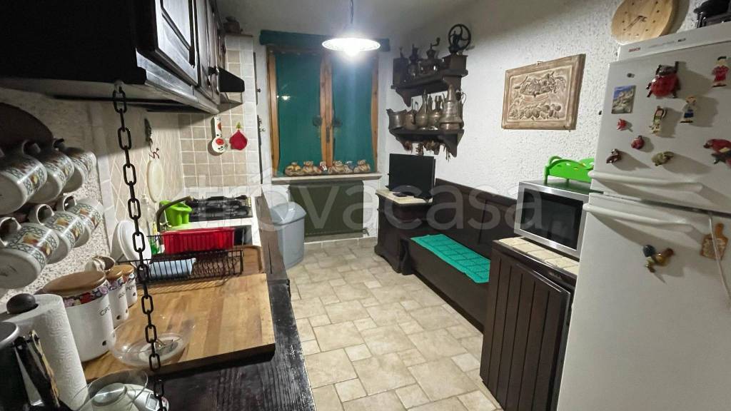 appartamento in vendita a Tagliacozzo in zona Roccacerro