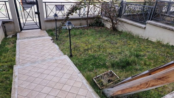 casa indipendente in vendita a Tagliacozzo