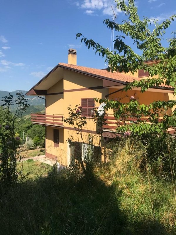 appartamento in vendita a Tagliacozzo