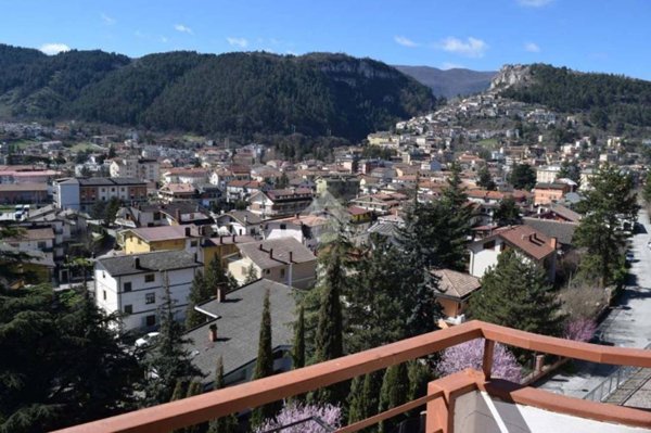 appartamento in vendita a Tagliacozzo