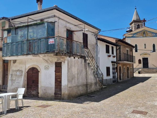 casa indipendente in vendita a Tagliacozzo