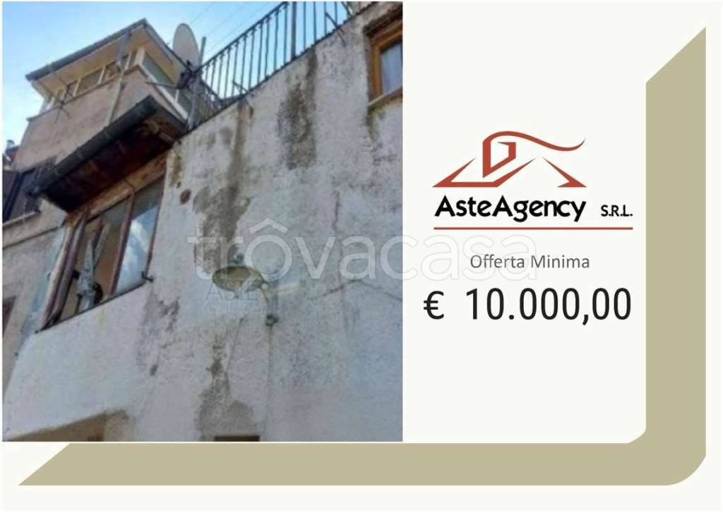 casa semindipendente in vendita a Tagliacozzo