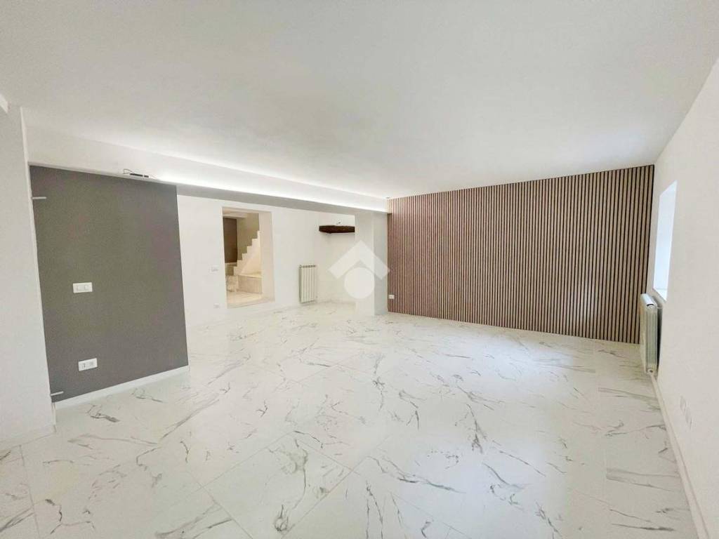 casa indipendente in vendita a Tagliacozzo