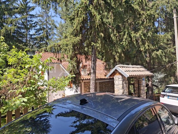 casa indipendente in vendita a Tagliacozzo