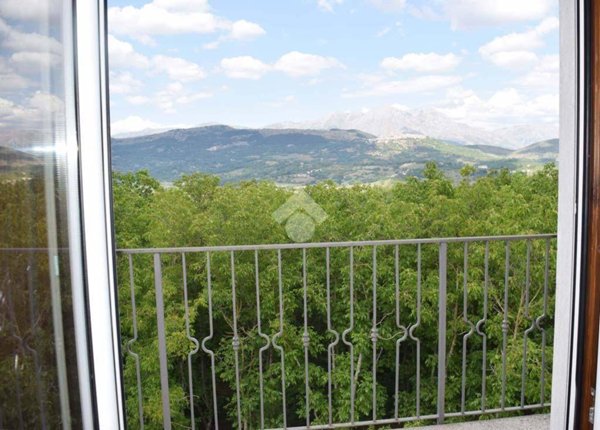 appartamento in vendita a Tagliacozzo in zona Oriente