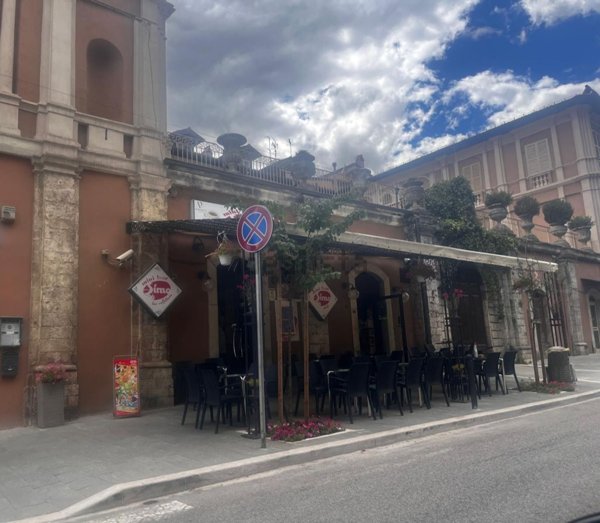negozio in vendita a Tagliacozzo