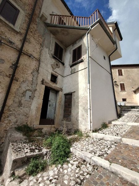 appartamento in vendita a Tagliacozzo