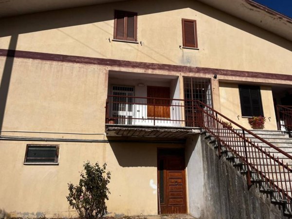 appartamento in vendita a Tagliacozzo in zona Villa San Sebastiano