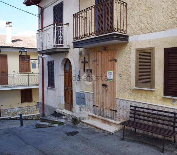 casa indipendente in vendita a Tagliacozzo in zona Colle San Giacomo