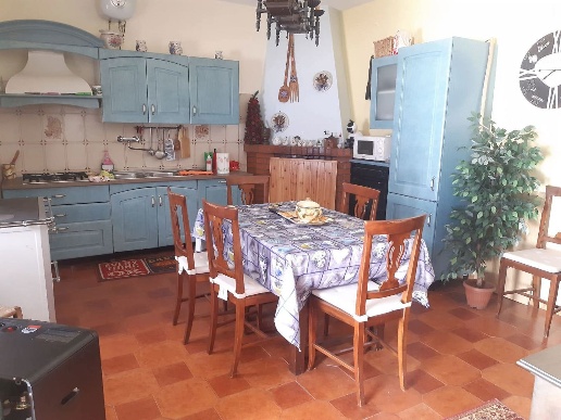 appartamento in vendita a Tagliacozzo in zona Poggio Filippo