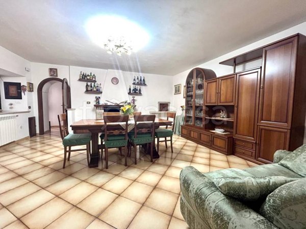 casa indipendente in vendita a Tagliacozzo in zona Poggio Filippo