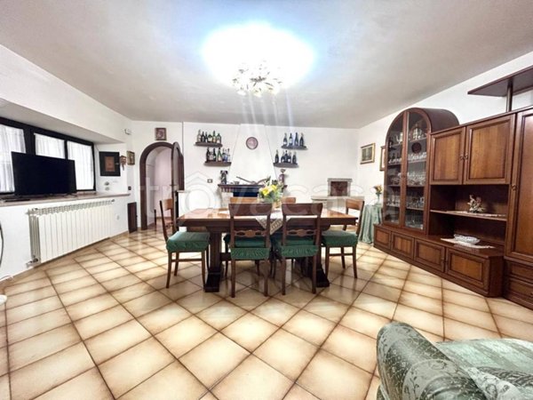 casa indipendente in vendita a Tagliacozzo in zona Poggio Filippo