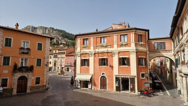 appartamento in vendita a Tagliacozzo