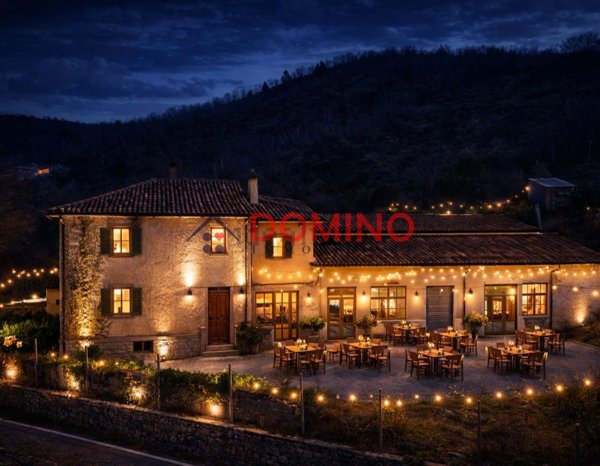 casa indipendente in vendita a Tagliacozzo