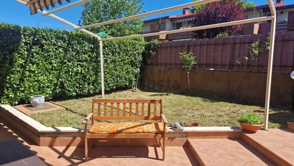casa indipendente in vendita a Tagliacozzo in zona Villa San Sebastiano