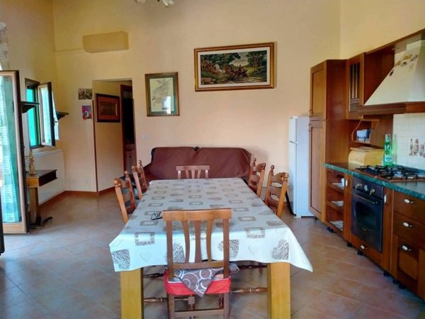 casa indipendente in vendita a Tagliacozzo in zona Villa San Sebastiano