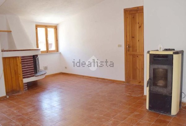 appartamento in vendita a Tagliacozzo in zona Oriente