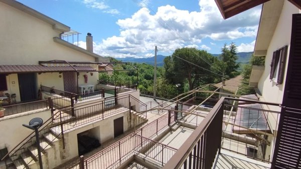appartamento in vendita a Tagliacozzo in zona Oriente