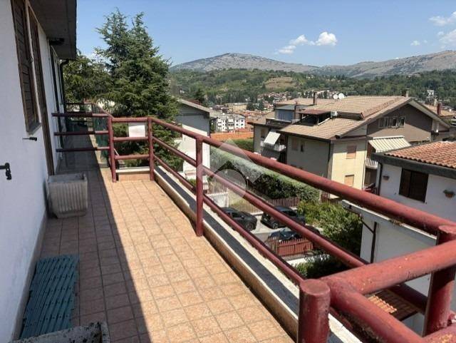appartamento in vendita a Tagliacozzo in zona Oriente