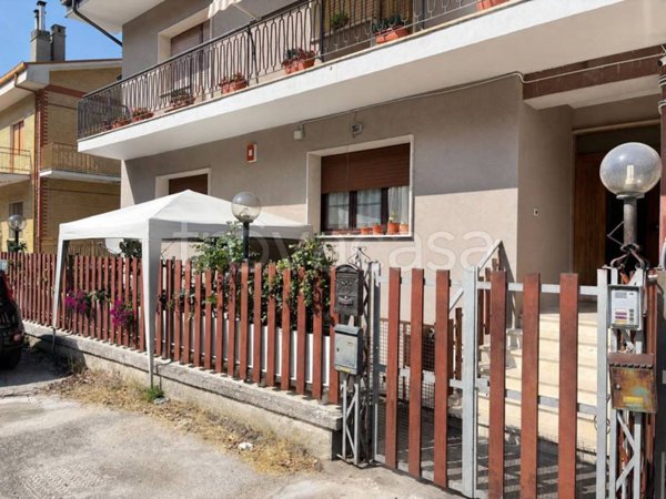 appartamento in vendita a Tagliacozzo in zona Oriente