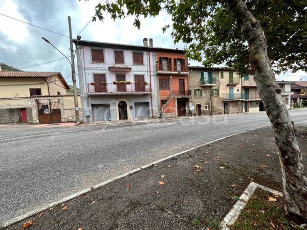 appartamento in vendita a Tagliacozzo in zona Villa San Sebastiano