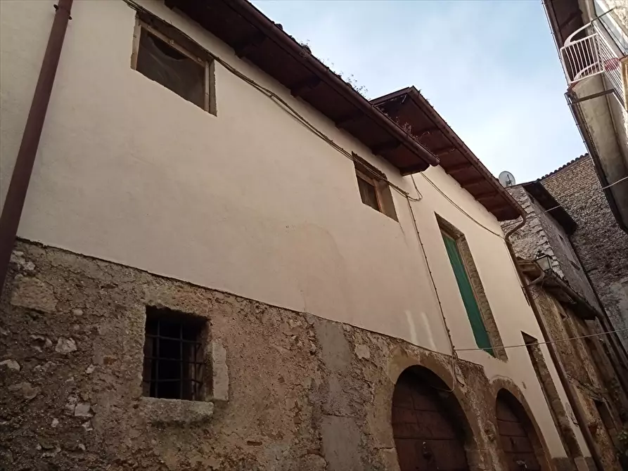 casa indipendente in vendita a Tione degli Abruzzi