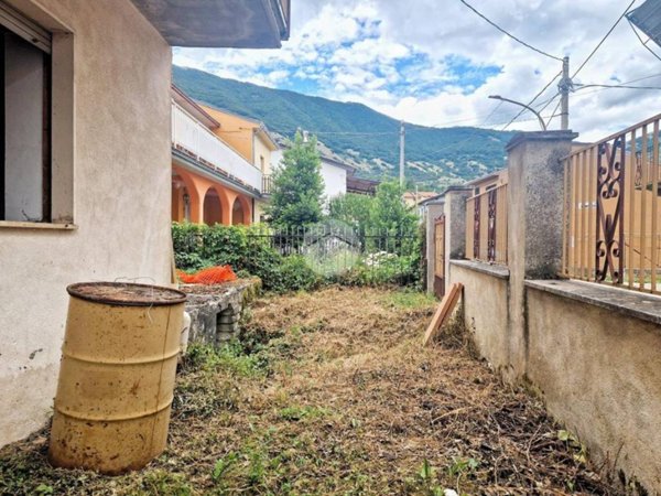 appartamento in vendita a Tornimparte in zona Barano
