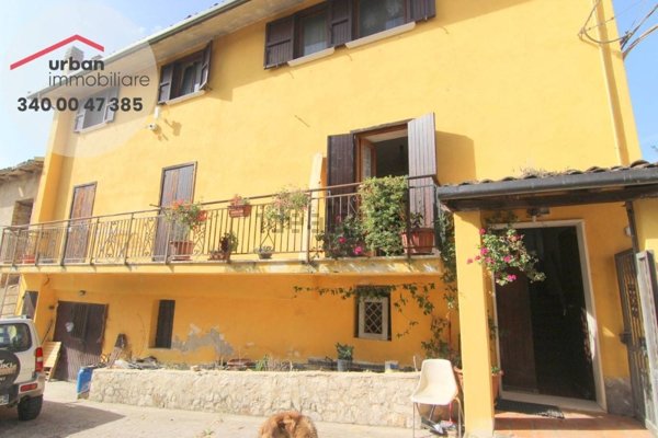 appartamento in vendita a Tornimparte